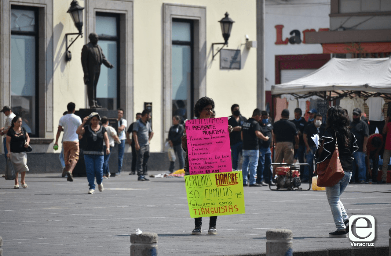 “Estamos desesperados”, dicen en ola de manifestaciones en Xalapa