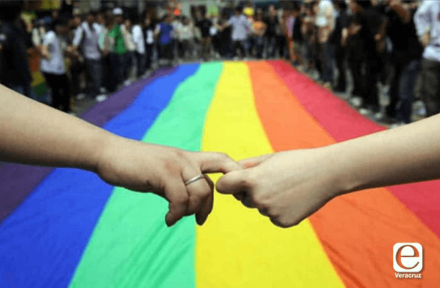 CNDH lleva a SCJN tema de matrimonio igualitario en Veracruz