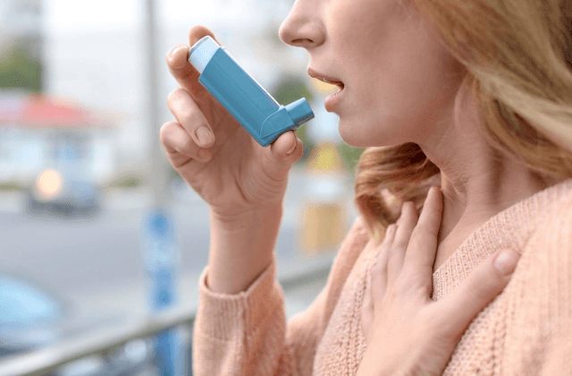 Médicos recomiendan estos tips para personas con asma