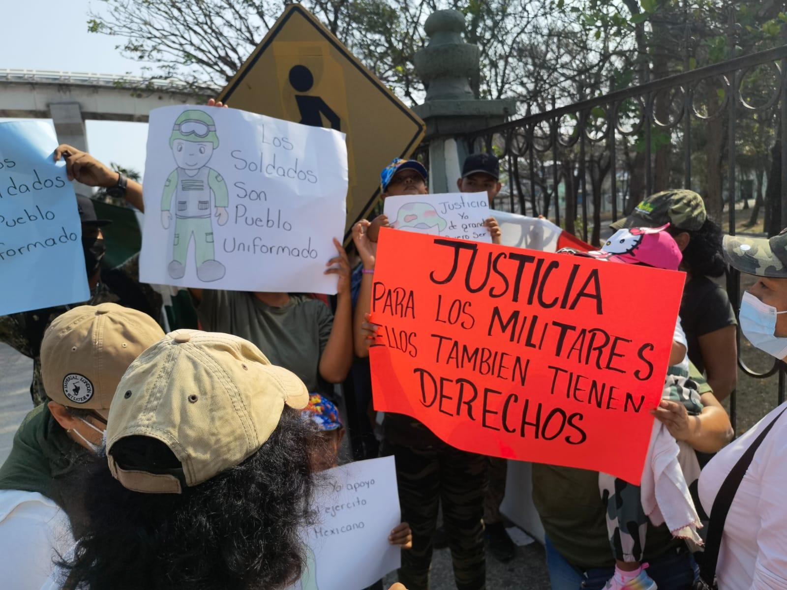 Caso Nuevo Laredo: Piden libertad de soldados en ciudades de Veracruz