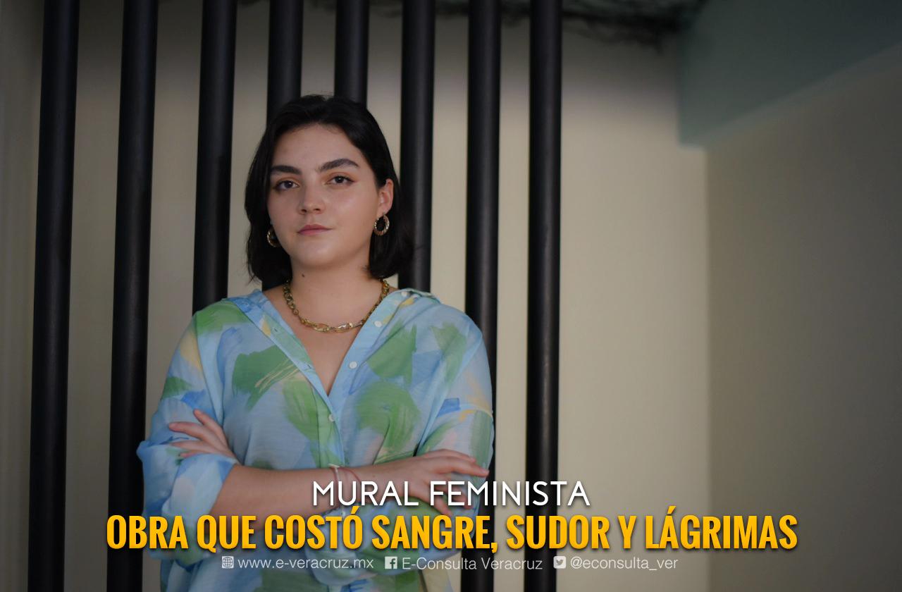 En redes pedían violentarla; aun así, Ivania ayudó con mural feminista