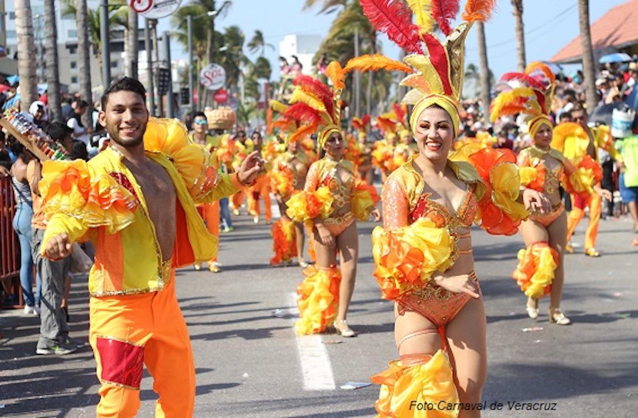 Cuitláhuac insiste en Carnaval 2022 y más eventos festivos 