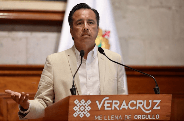 'No es nuestra responsabilidad': Cuitláhuac por asesinato de periodistas