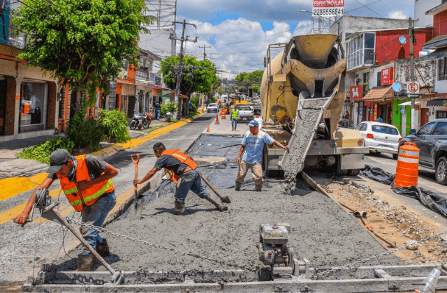 No somos tapón; empresas deben cumplir con obras en Xalapa: Ahued