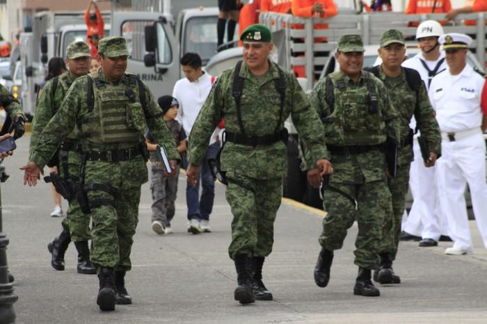 Policía Militar ingresa a Veracruz, Gendarmería se concentrará en Xalapa
