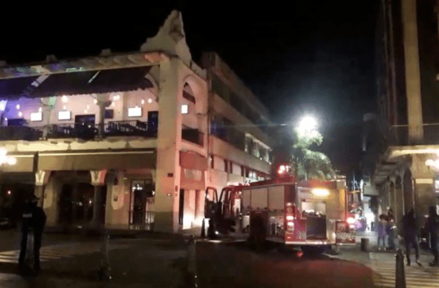 Por freidora, bar se incendió en Córdoba durante la madrugada