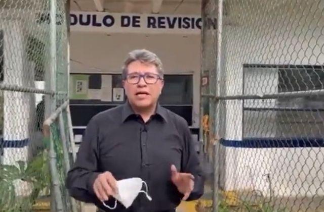 Desde Pacho Viejo, Monreal critica detenciones por ultrajes en Veracruz