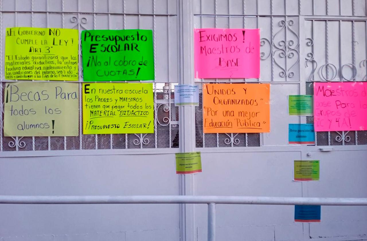 Primaria se quedó sin docentes en Xico, reclaman a la SEV