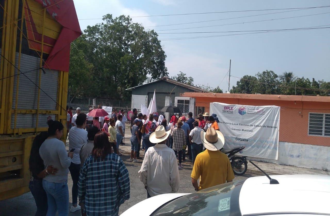 Protestan ante supuestas inconsistencias en elección de Cotaxtla