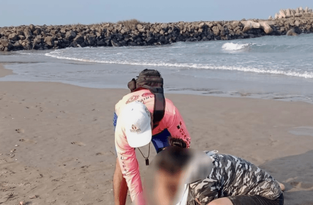Rescatan a niñas de Iztapalapa a punto de ahogarse en playas de Tuxpan