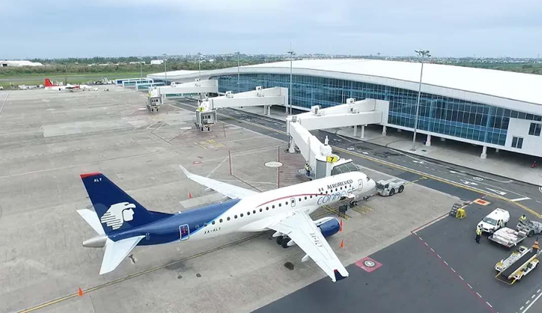 Aviones casi se impactan en aeropuerto de Veracruz, denuncia usuaria