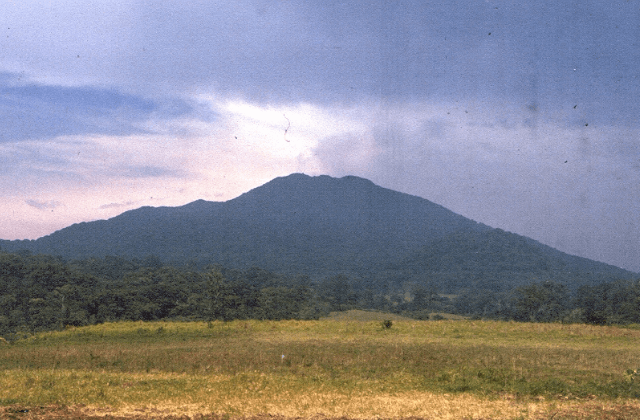 Cerro de San Martín: el "héroe" que desvía huracanes en el Sur