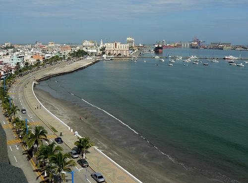 Cofepris corrige 6 meses después: playas de Veracruz, las más limpias