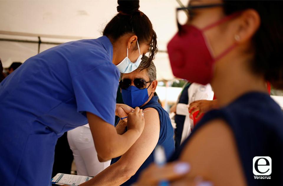 80% de personas vacunadas en Veracruz antes de 2022: Bienestar