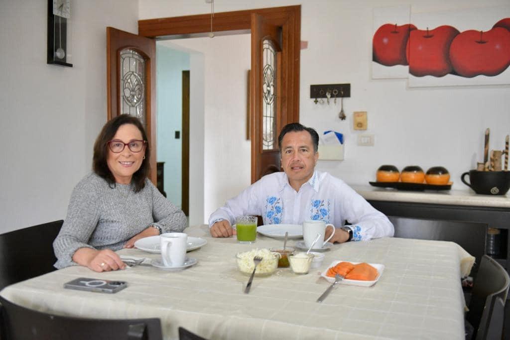 “Invitado de lujo”, Rocío Nahle recibe Cuitláhuac en Coatza