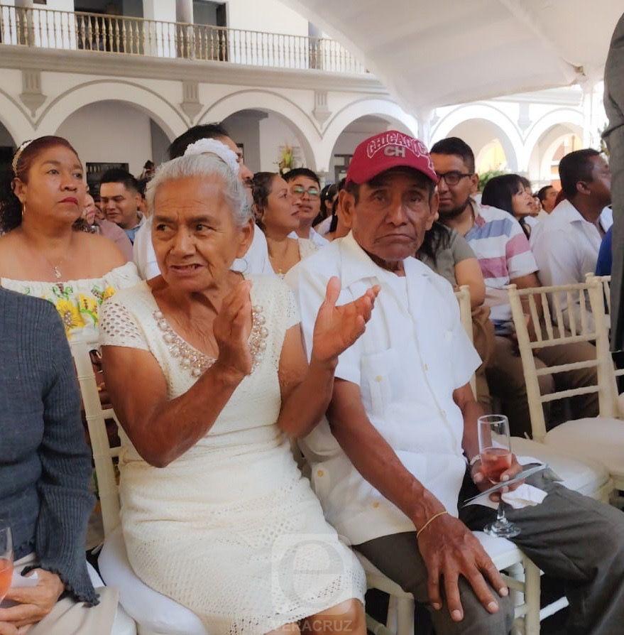San Valentín en Veracruz: María y Moisés se casaron tras 52 años en unión libre
