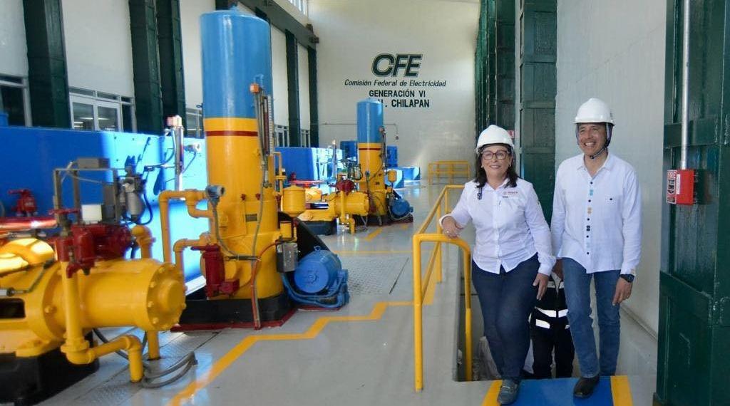Cuitláhuac y Nahle supervisan planta de CFE en San Andrés Tuxtla