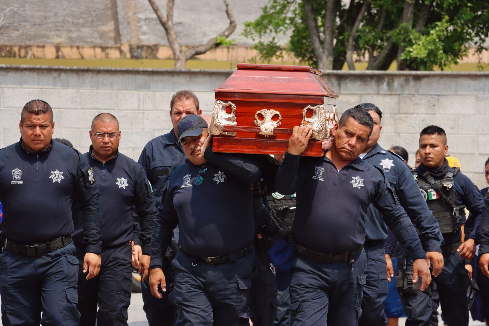 Sepultan a Luis Ángel, policía asesinado en Ixtaczoquitlán